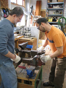 Five-Day Blacksmithing * Forging Your Own Wood Carving Tools